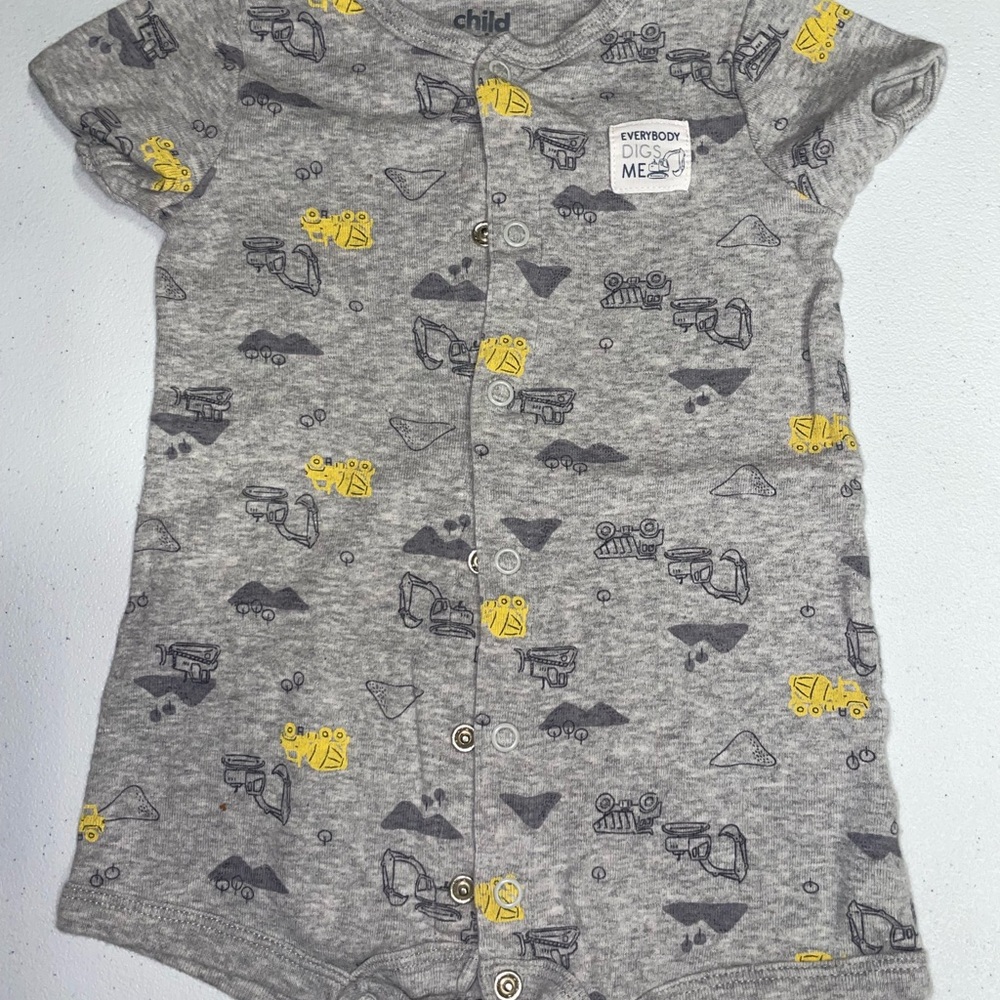Carters/Child of Mine: Baby Construction/Truck/Bulldozer Romper (6-9 Months)